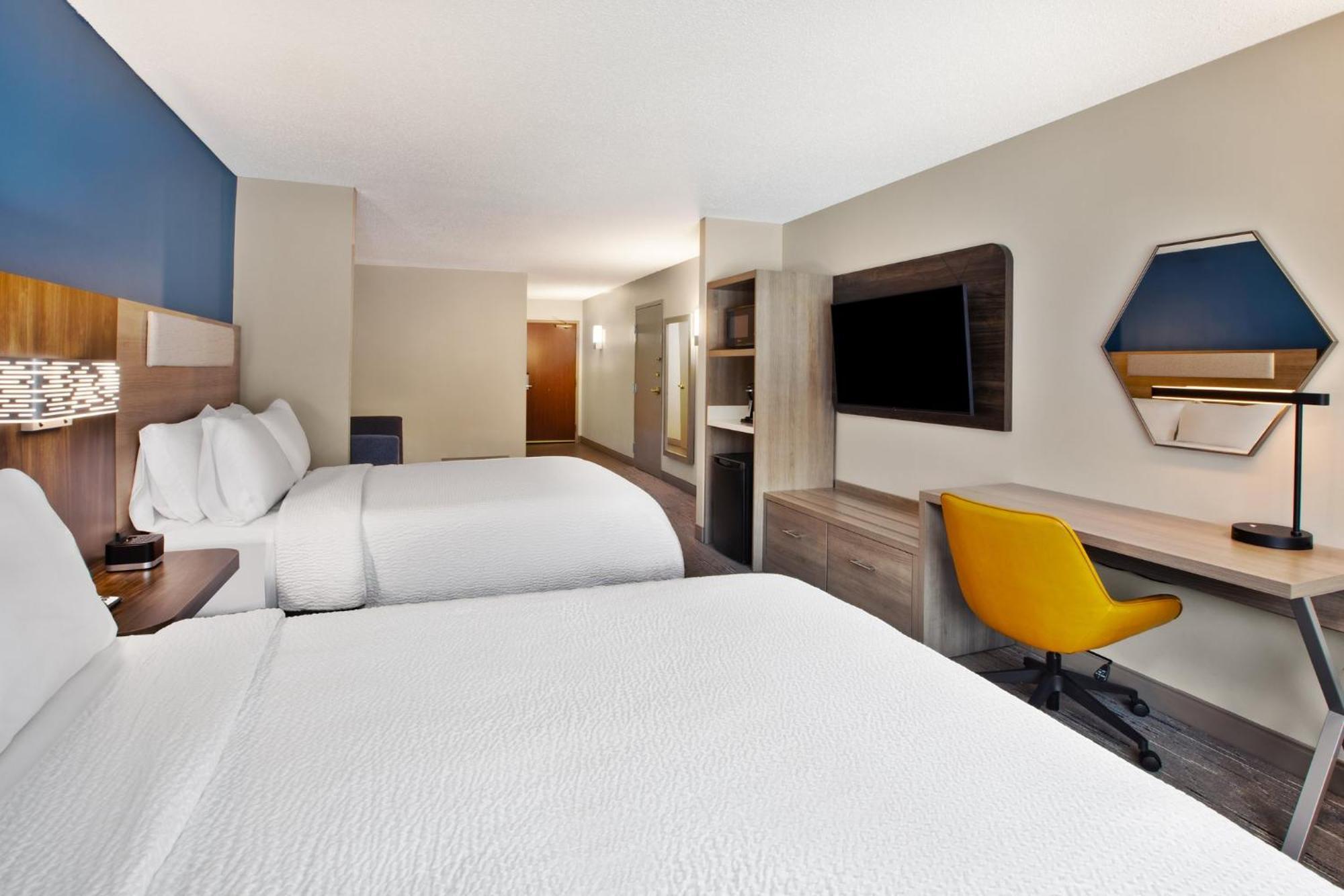 Holiday Inn Express Hotel & Suites Grand Rapids-North By Ihg Walker Zewnętrze zdjęcie
