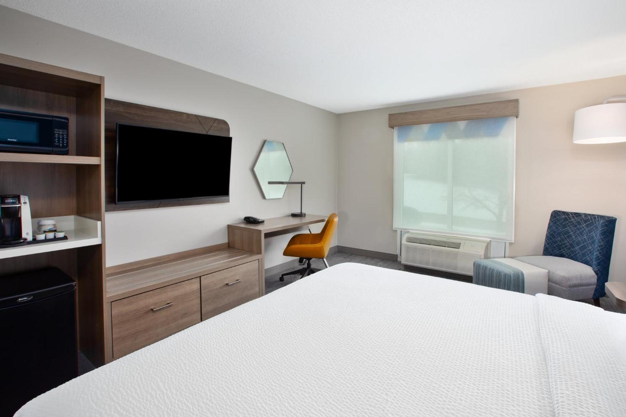 Holiday Inn Express Hotel & Suites Grand Rapids-North By Ihg Walker Zewnętrze zdjęcie