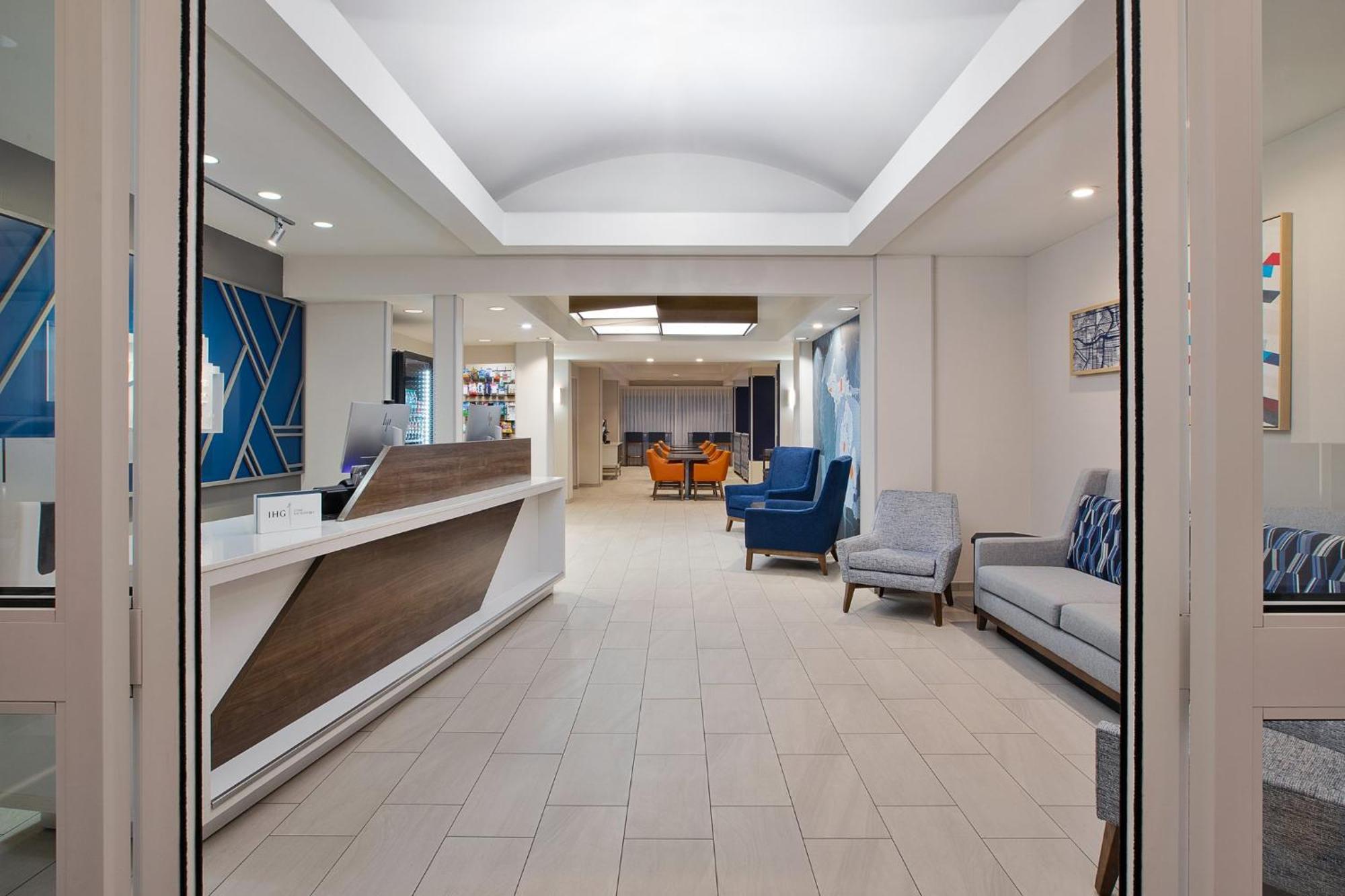 Holiday Inn Express Hotel & Suites Grand Rapids-North By Ihg Walker Zewnętrze zdjęcie