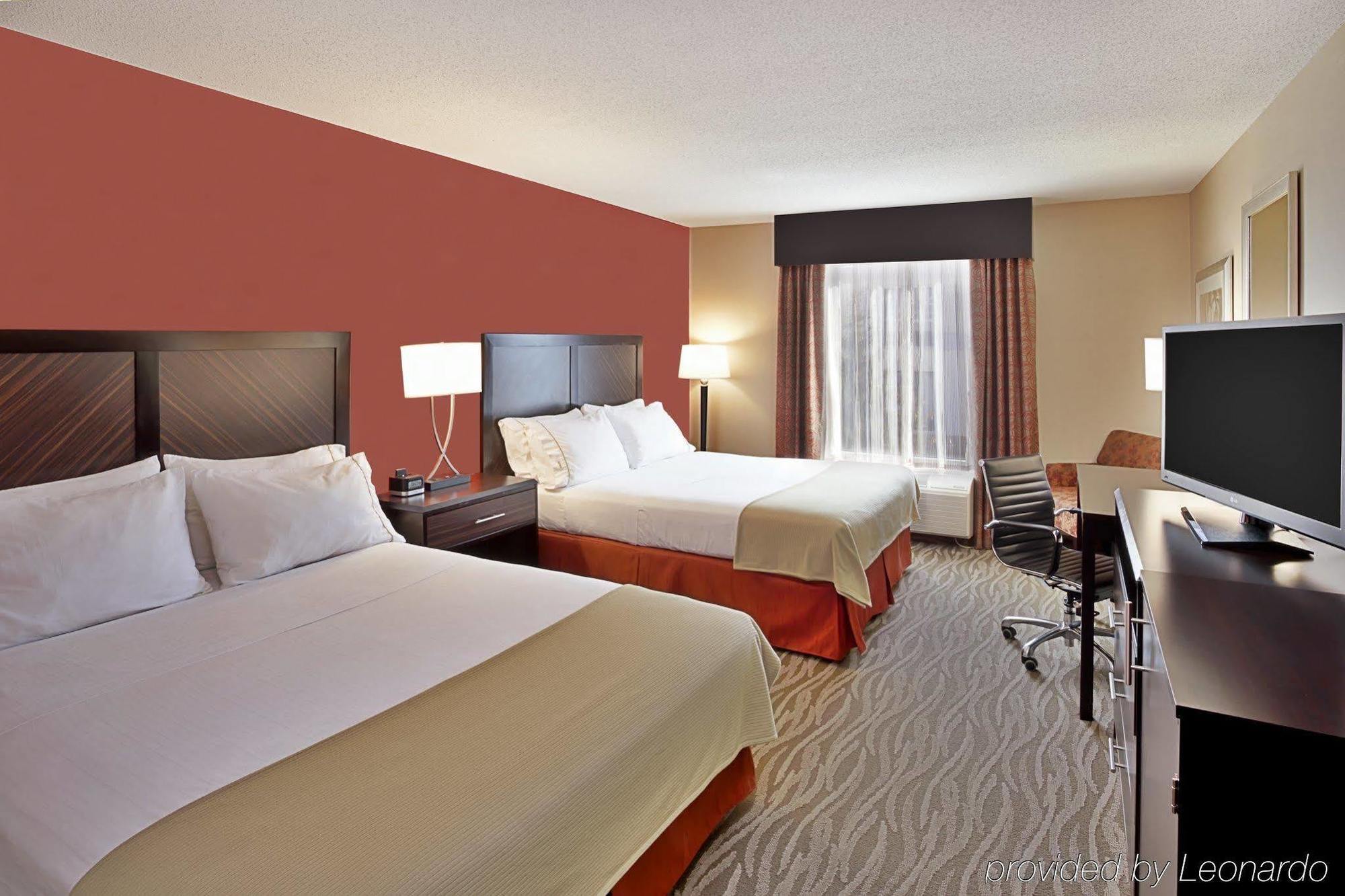 Holiday Inn Express Hotel & Suites Grand Rapids-North By Ihg Walker Zewnętrze zdjęcie